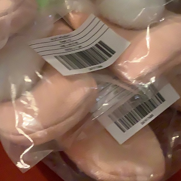 NWT Gymboree Girls Petal Pink Pom-Pom Slippers S M L - Picture 9 of 10